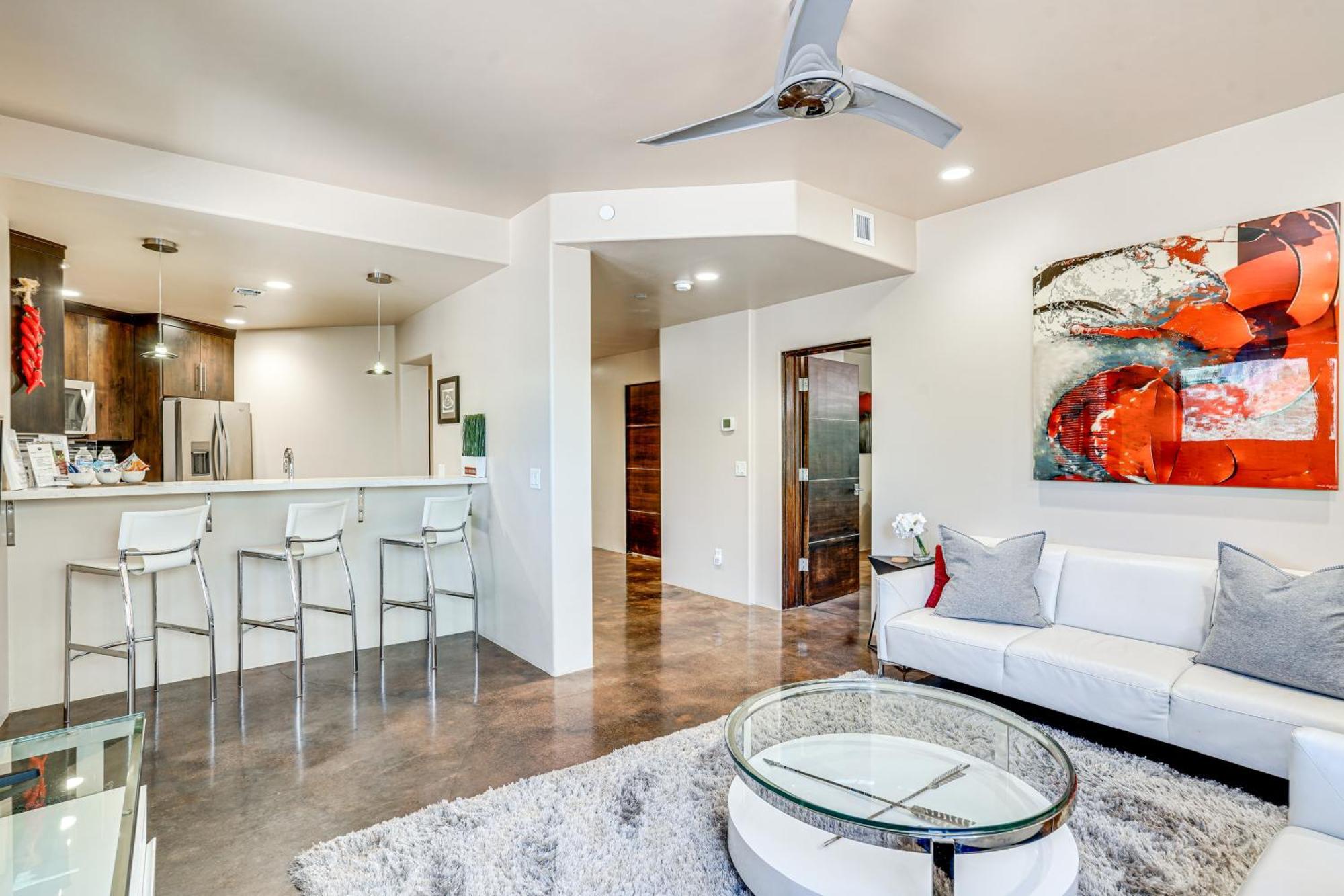 شقة Sedona Couples Retreat With Patio Walk To Trails! المظهر الخارجي الصورة